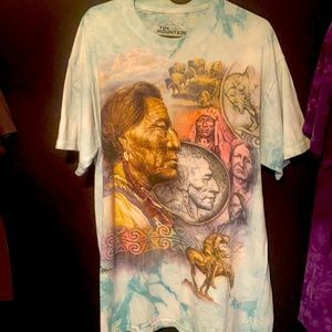 Vintage mountain shirt